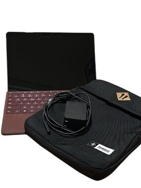 Microsoft Surface Go 2 LTE 10.5" 128GB 8GRAM W11 Keyboard, & Sleeve